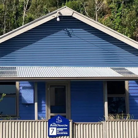 The Boat House Villa Strahan Exterior photo